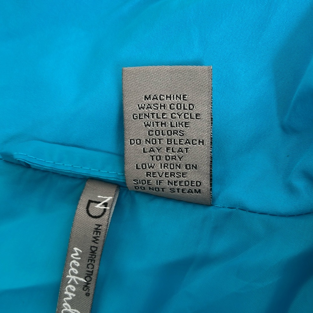 New Directions Vest Womens Small Blue Quilted Style Front Pockets - Picture 6 of 6